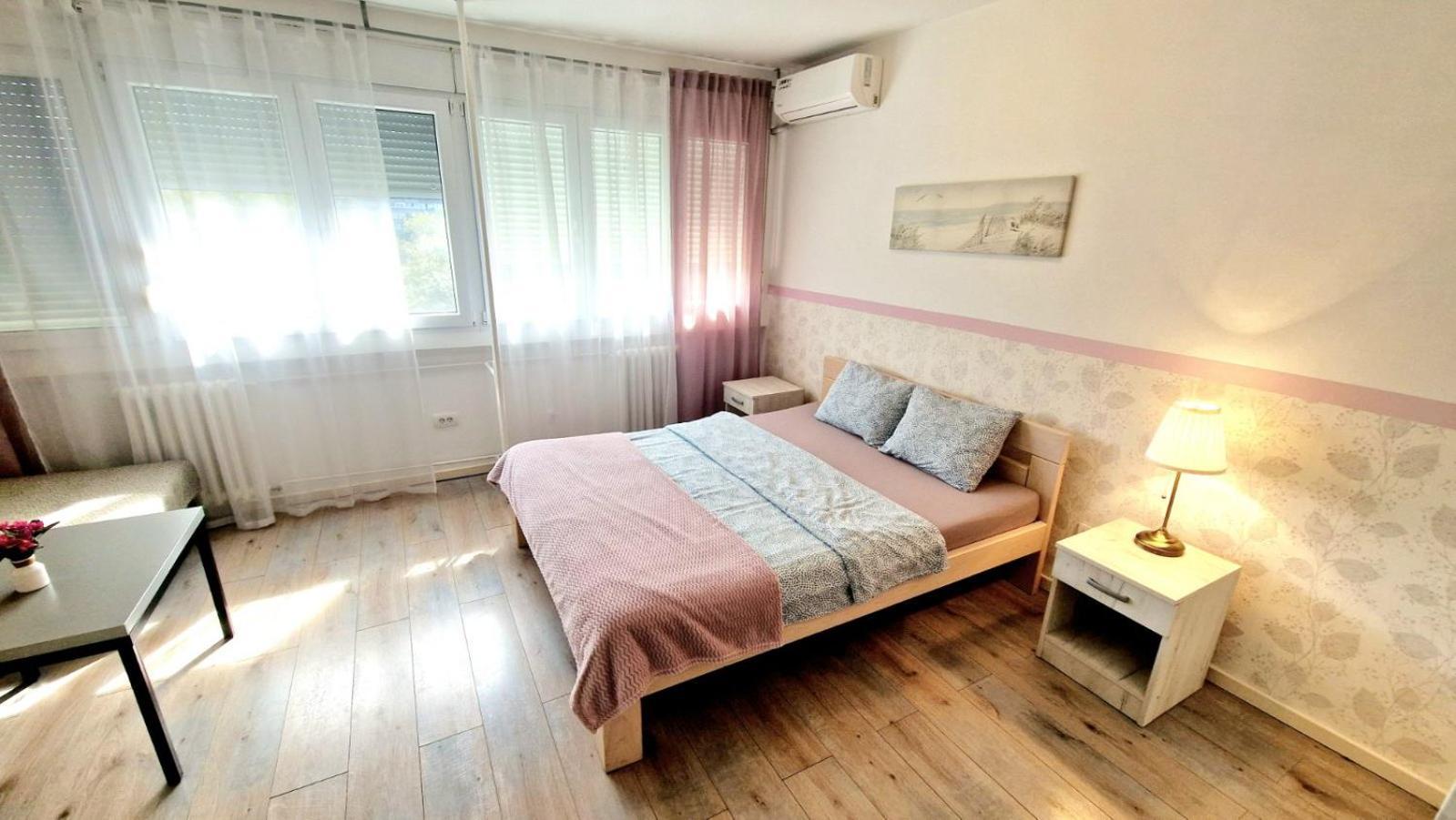 Apartmani Paku Belgrado Exterior foto